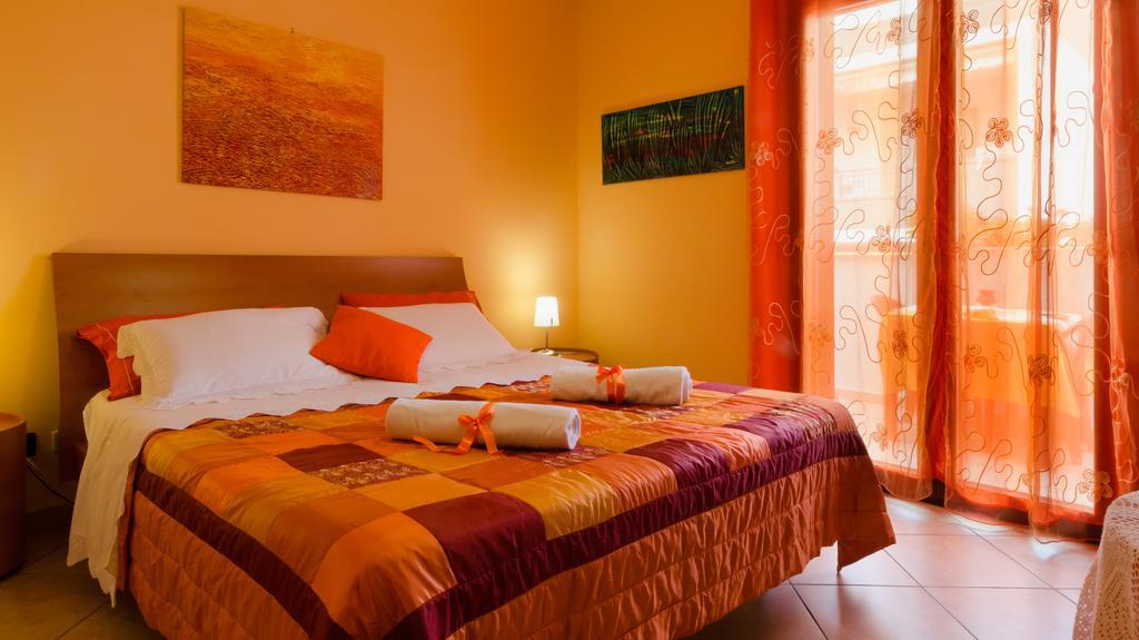 B&B L'Antica Rimessa Lecce Buitenkant foto