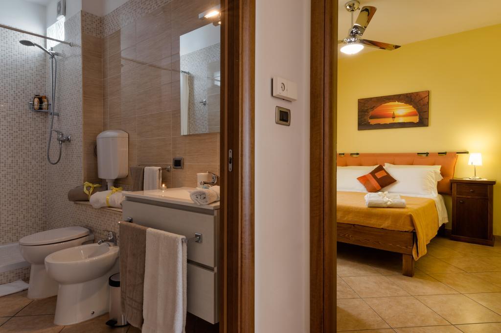 B&B L'Antica Rimessa Lecce Buitenkant foto