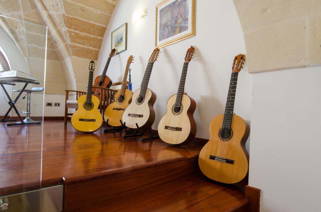 B&B L'Antica Rimessa Lecce Buitenkant foto
