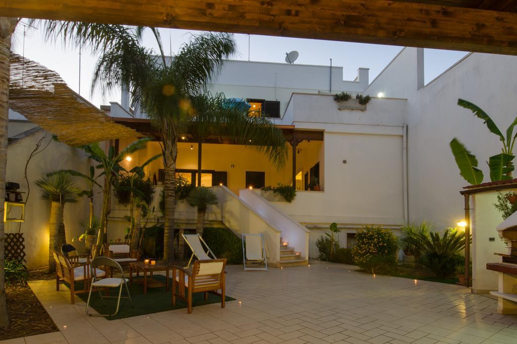 B&B L'Antica Rimessa Lecce Buitenkant foto