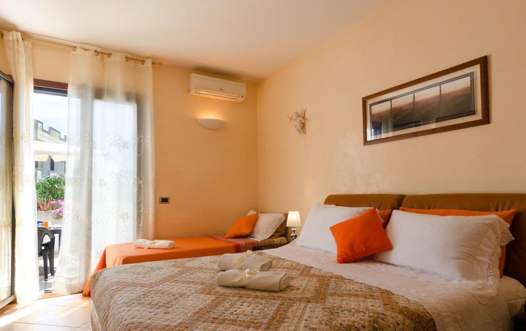 B&B L'Antica Rimessa Lecce Buitenkant foto