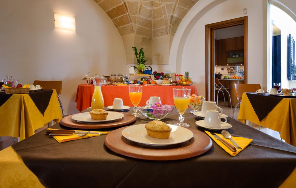 B&B L'Antica Rimessa Lecce Buitenkant foto