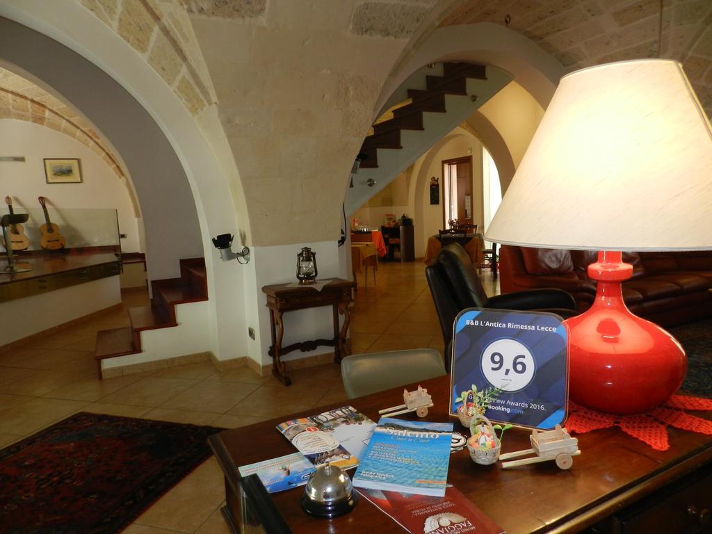 B&B L'Antica Rimessa Lecce Buitenkant foto
