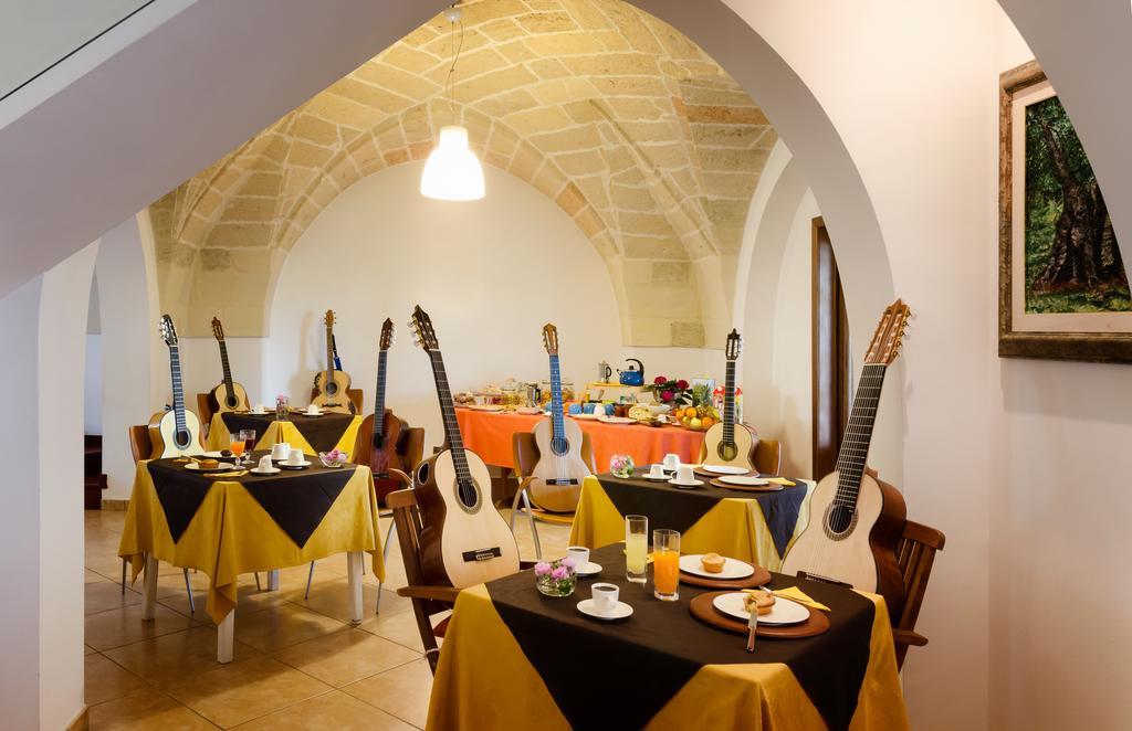 B&B L'Antica Rimessa Lecce Buitenkant foto