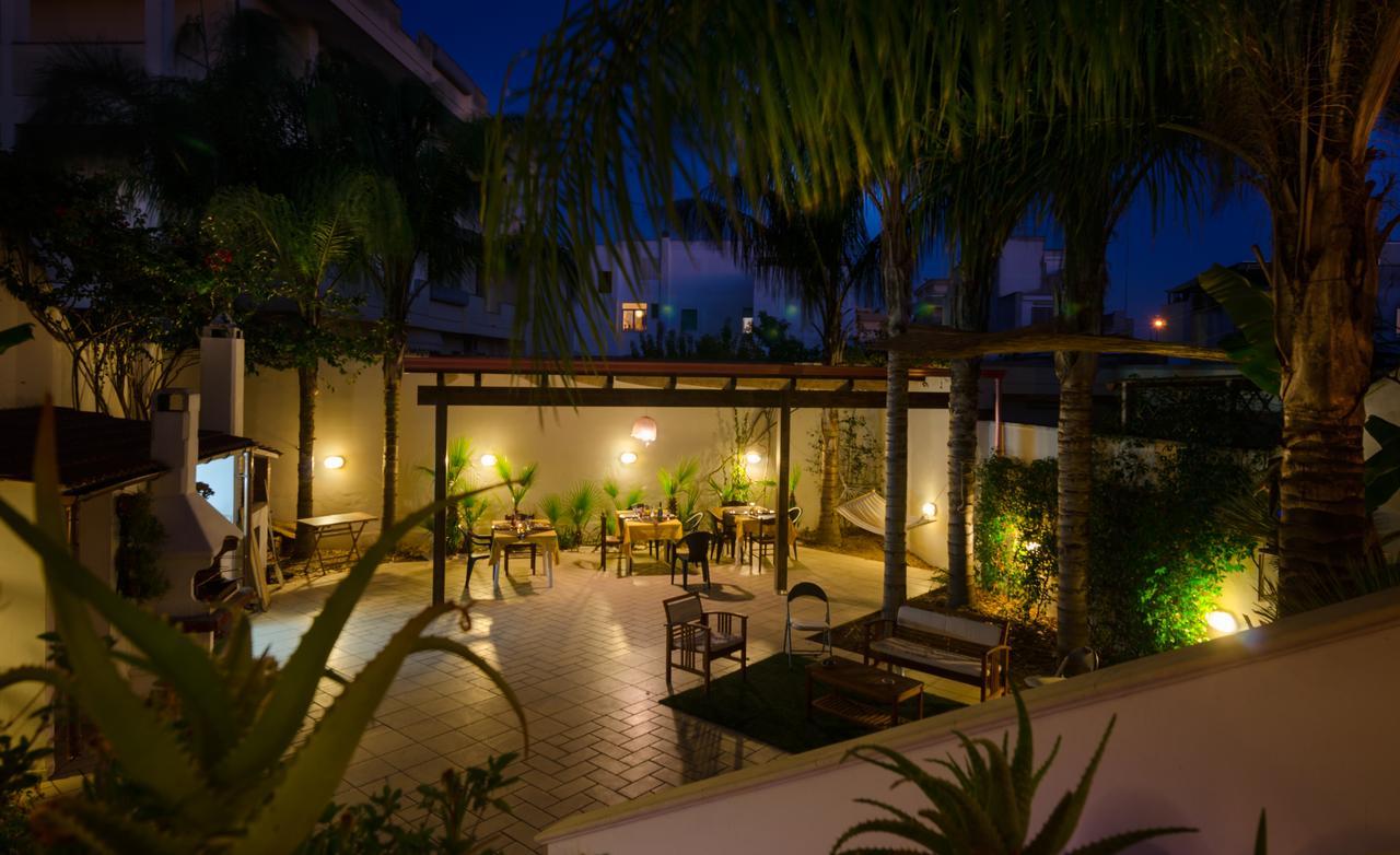 B&B L'Antica Rimessa Lecce Buitenkant foto