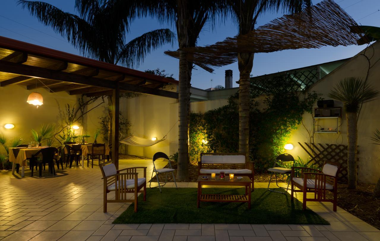 B&B L'Antica Rimessa Lecce Buitenkant foto