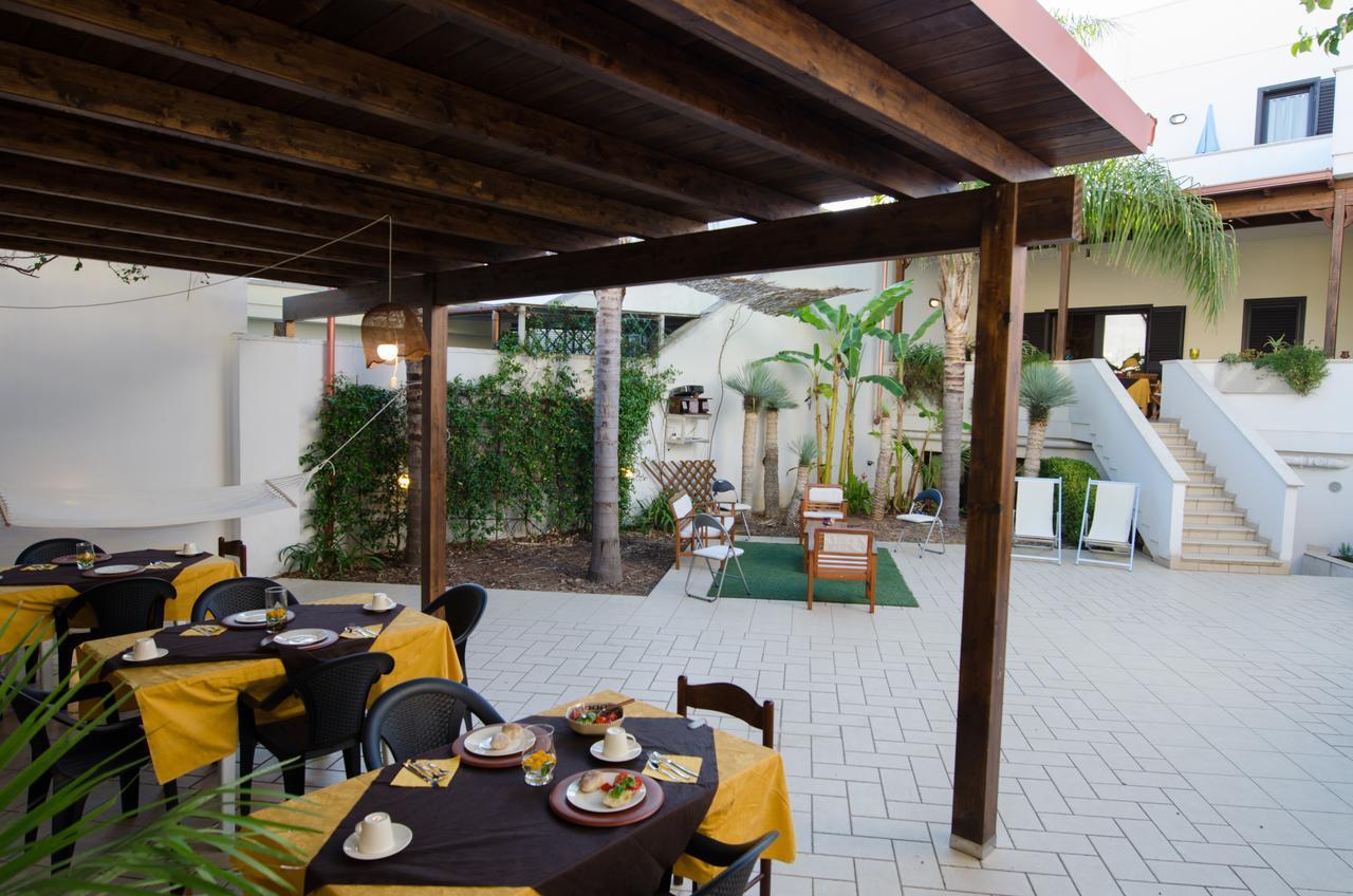 B&B L'Antica Rimessa Lecce Buitenkant foto